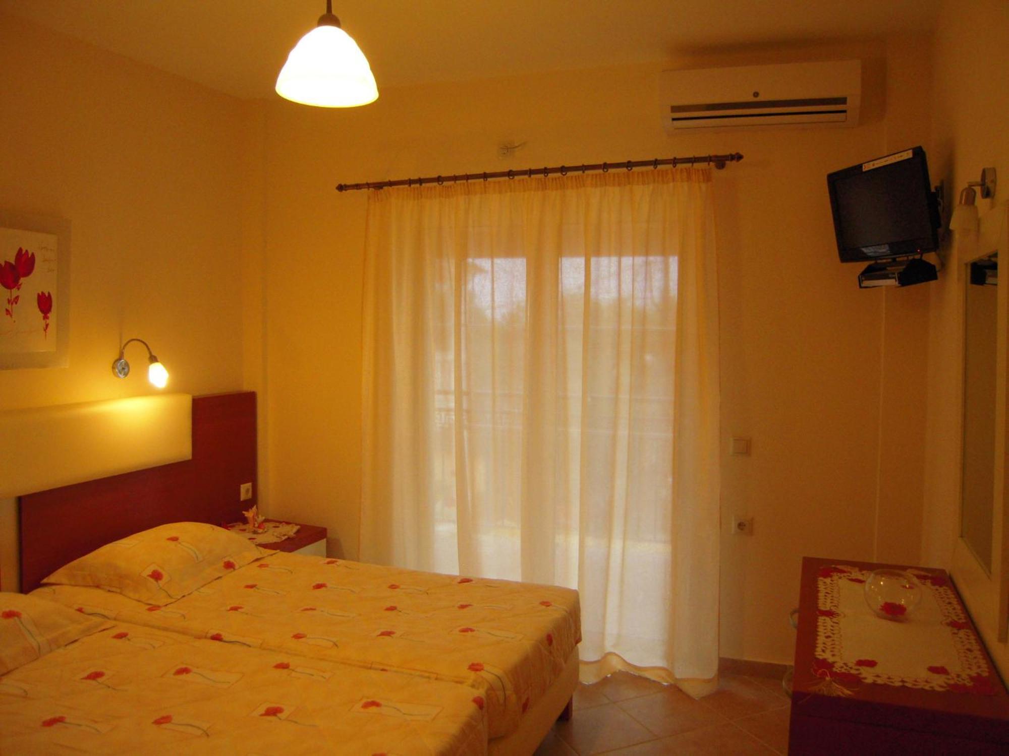 Villa Pepy Mesongí المظهر الخارجي الصورة