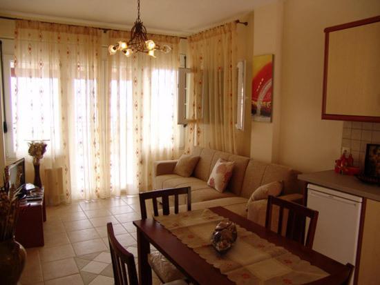 Villa Pepy Mesongí المظهر الخارجي الصورة